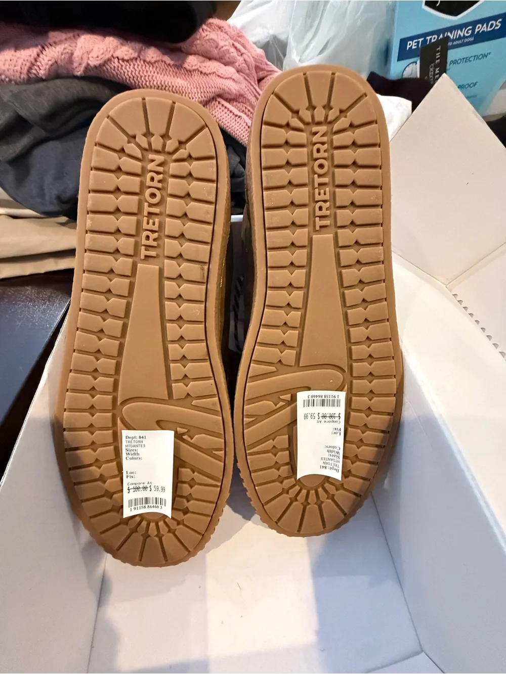Tretorn White and Black Men’s Boots Box